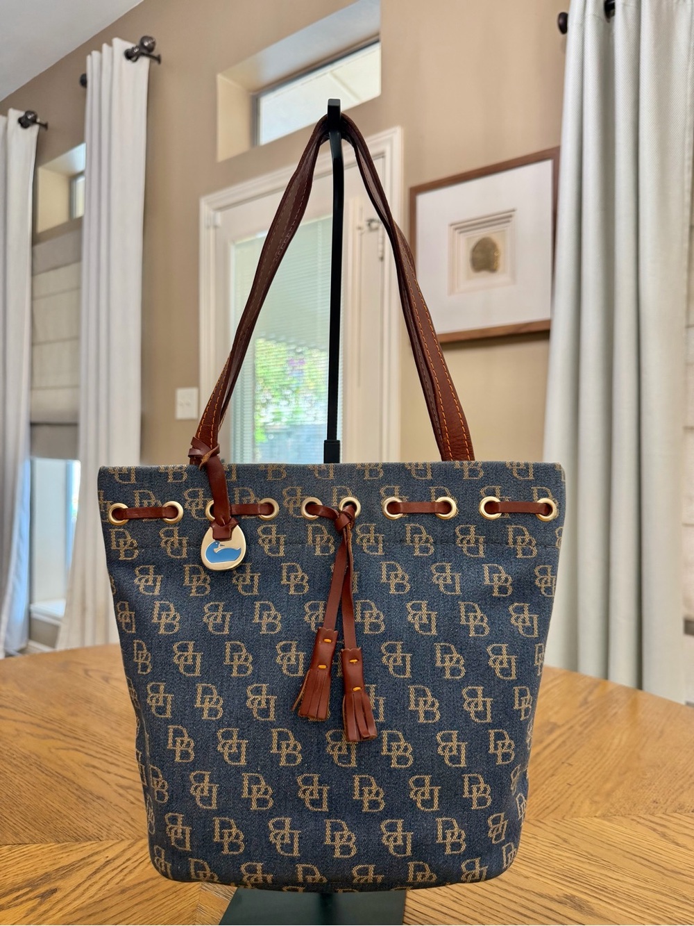 VINTAGE EUC Dooney & Bourke Denim DB Signature Bucket Tote